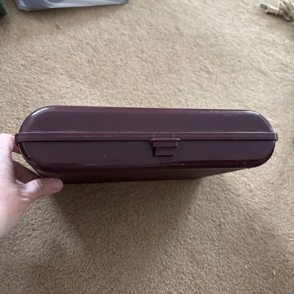Tupperware 1624-2 Personal Travel Case Valet With Accessories